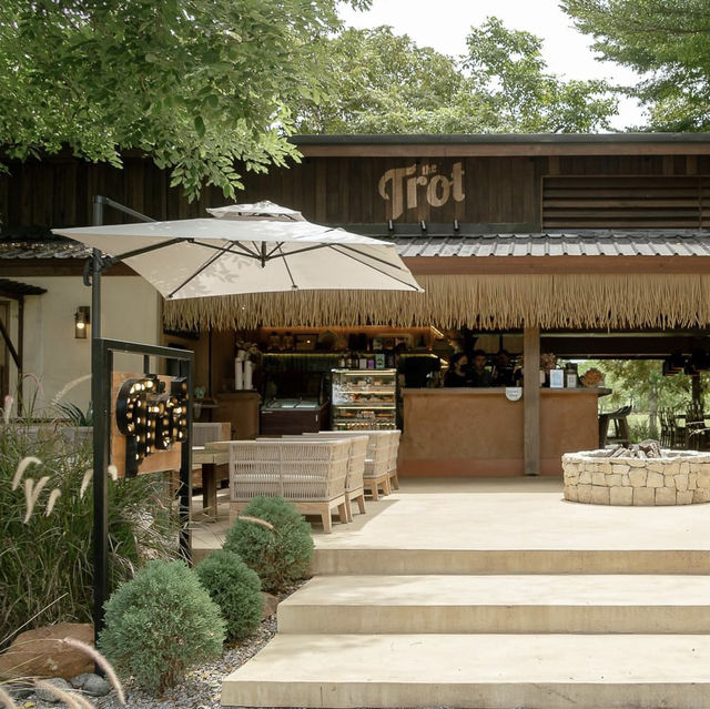 TROT CAFE KHAOYAI
