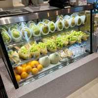 【大阪・本町】新鮮フルーツを使ったスイーツ「フルーツカフェ ひかり」