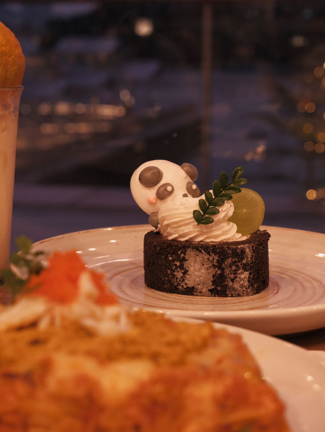 𖤣𖤥南昌海景Cafe｜颱風前的秋日蟹宴 
