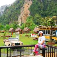 ฮักเขาคาเฟ่ & โฮมสเตย์ เนินมะปราง