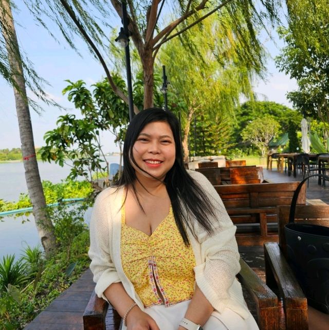 cafe Saturday