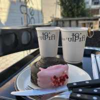 【韓国】インスタで話題の黒いクイニーアマンのお店🖤