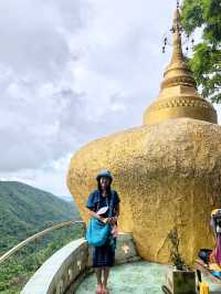 ⭐ พระธาตุอินทร์แขวน
