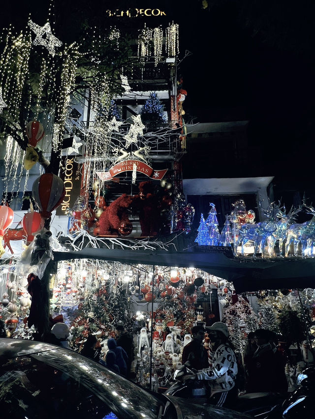 Hanoi - You don't wanna miss this Xmas street🎄