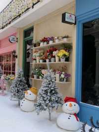 The simple cafe and bakery 