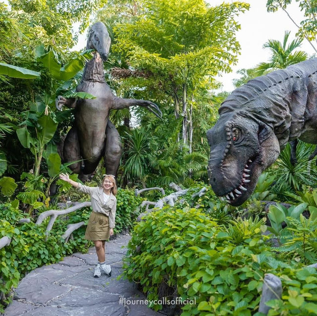 ไป 📸 กับไดโนเสาร์ล้านปี 🦖🦕ที่ภูเก็ตนี่เอง 🥰