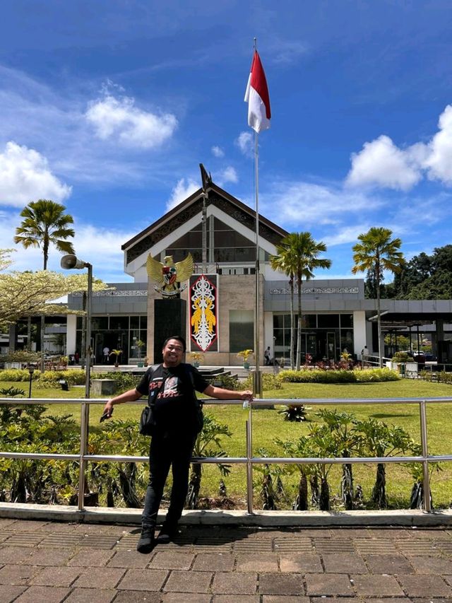 PONTIANAK,INDONESIA SHOT ESCAPE