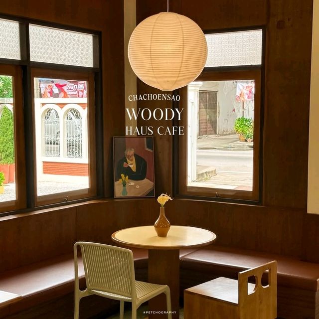 Woody Haus Café - วู้ดดี้ เฮ้าส์ คาเฟ่ 🏠✨🧡