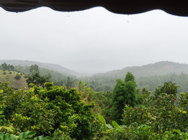 ฮักเขา ณ แม่แจ่ม เชียงใหม่🪵🌲🌳🌧️
