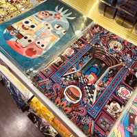 超有設計感！海綿寶寶25週年期間限定店