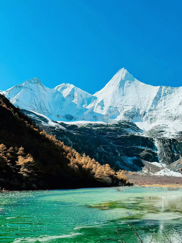 A Journey Through Paradise – My Visit to Yading Nature Reserve, Sichuan 