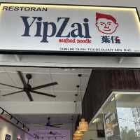 Yipzai Seafood Noodle restaurant in Klang