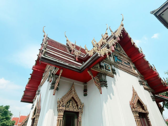  泰國曼谷著名寺廟景點：拉嘉布拉那寺ราชบุรณราชวรวิหาร (วัดเลียบ)，適合拍照打卡觀光旅遊！