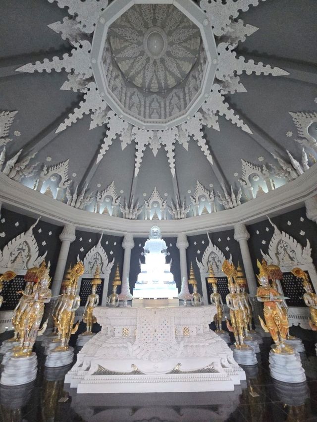 วัดพระธาตุดอยฌาน วัดสวย เมืองลำปาง