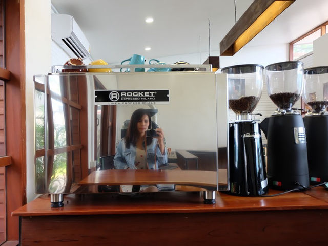 LIFE Roasters ร้านกาแฟประจำอุบลฯ ☕️