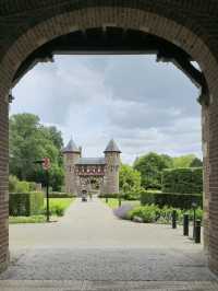 Kasteel De Haar: A Fairytale Castle with a Royal Touch