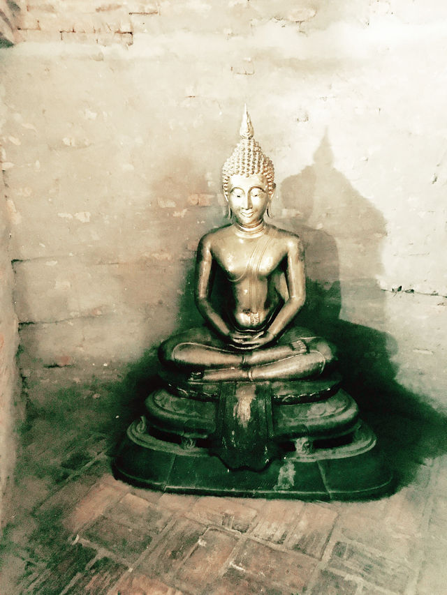 Serenity Amidst Ancient Grandeur – Wat Yai Chai Mongkhon