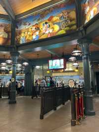 【上海ディズニー】グルメ Mickey & Pals Market Café編