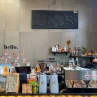 คาเฟ่ลับแห่งบ่อวิน Bros Cafe