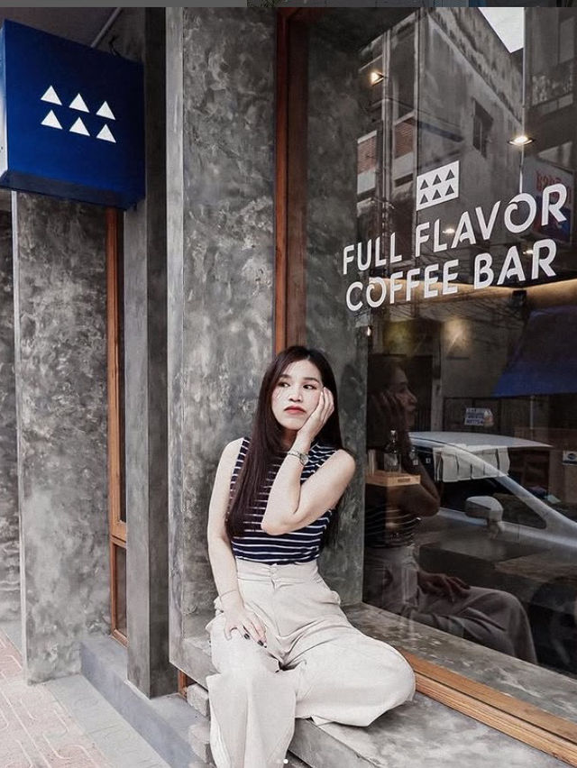 Full Flavor Coffee Bar : คาเฟ่ใจกลางเมืองลำปาง