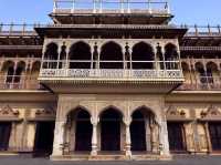 齋浦爾 Jaipur 景點推薦---琥珀堡、水之宮殿、風之宮殿、城市宮殿、天文台