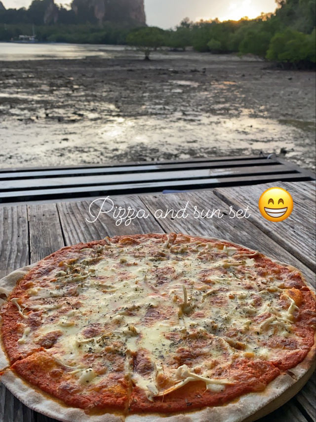 หาดไร่เลย์ กระบี่ หนีร้อน