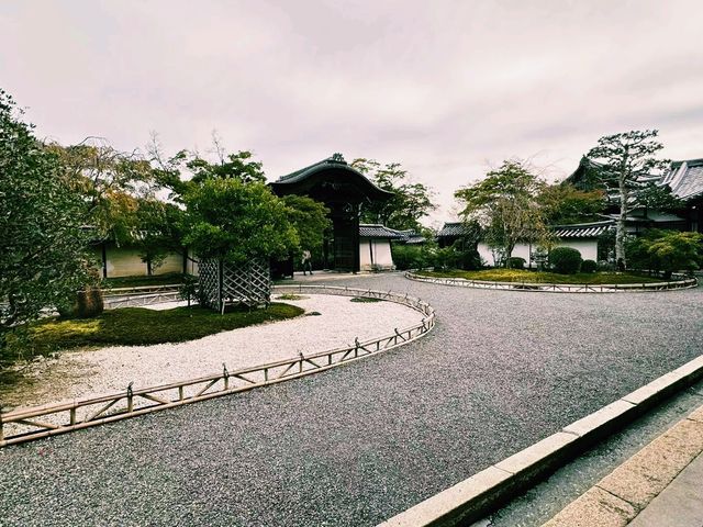 日本京都著名寺廟景點：二尊院，適合打卡拍照📸