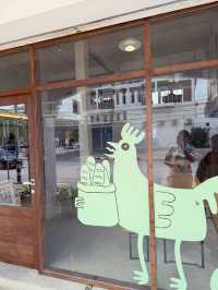 ร้านอาหารเช้าและคาเฟ่ใจกลางเมืองสุพรรณบุรี