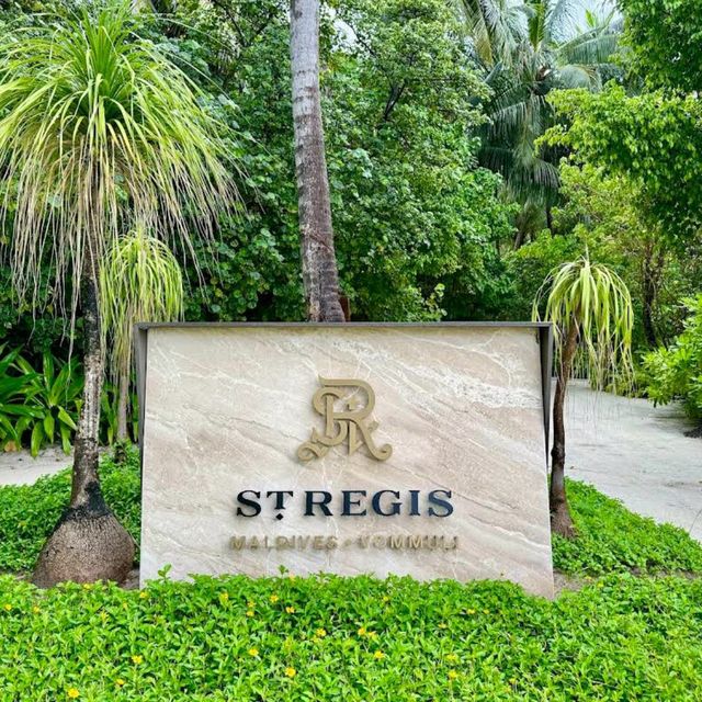 The St. Regis Maldives Vommuli Resort