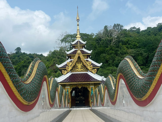 วัดเขาสวรรค์ตาก