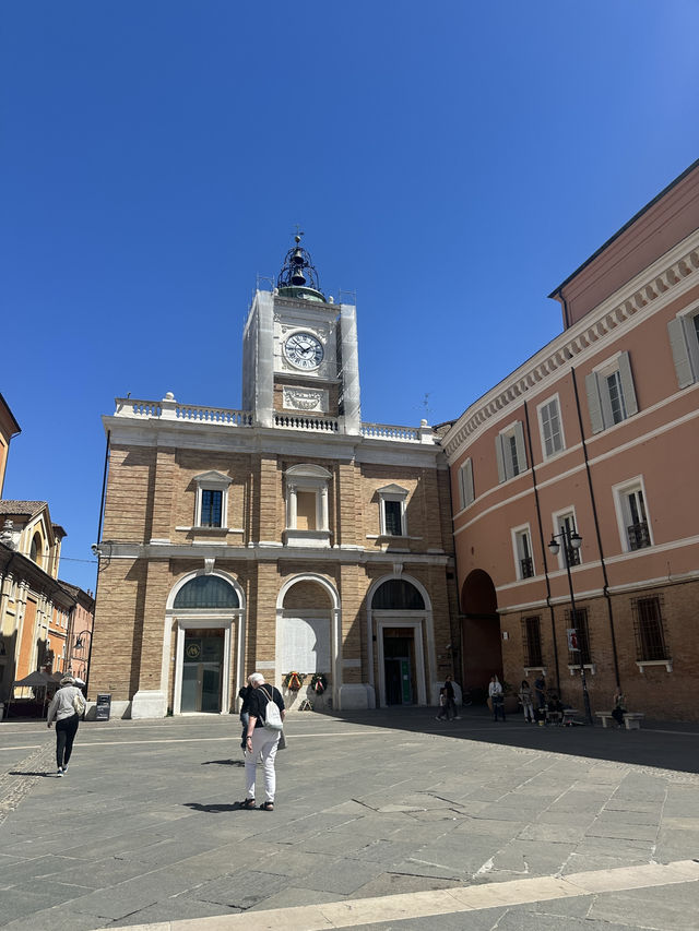遊意大利拉文娜小鎮🇮🇹欣賞中世紀古建築🏛️