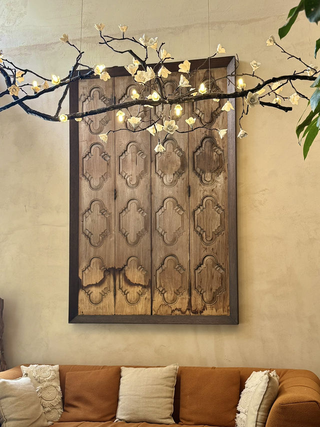 Balinese Vibes & Vegan Sips — Damai Studio & Café