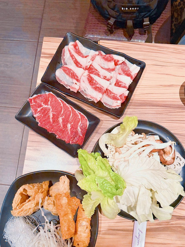 리우허 야시장 근처 무한리필 훠궈 맛집 in 가오슝