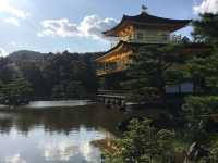 ⛩️ 京都金閣寺｜閃耀金光的夢幻世界遺產 