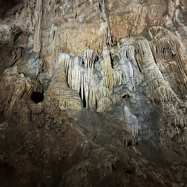 Walk Around Akiyoshido Cave