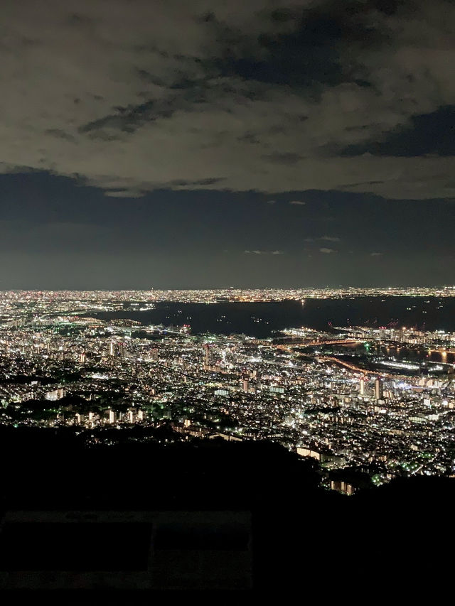 A Weekend in Kobe – Sea Breezes & City Lights