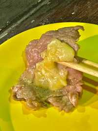 ร้านแจ่วฮ้อน บรรยากาศดีติดทะเลอ่าวประจวบ