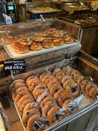 NEW YORK BAGELOUS MUSEUM คาเฟ่เบเกิลใจกลางเซี่ยงไฮ้