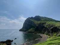 Seongsan Ilchulbong – Chasing the Sunrise at Jeju’s Crown Jewel