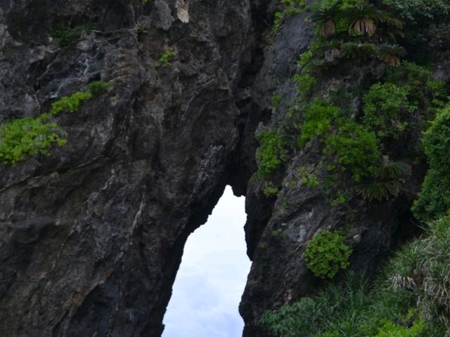 久米島の絶景パワースポット「ミーフガー」🌊⛩️