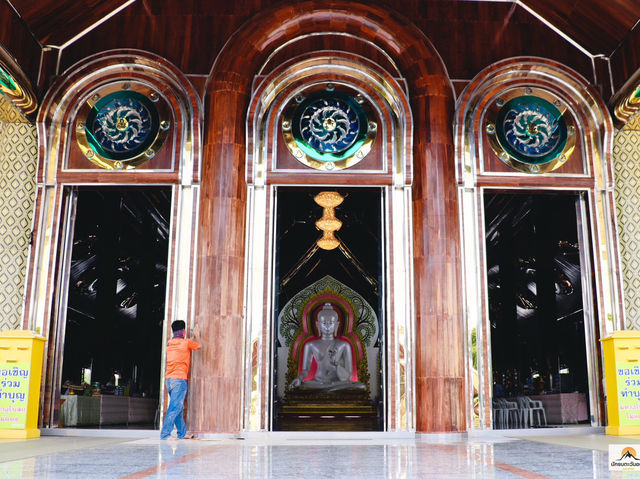 วัดพระพุทธแสงธรรม