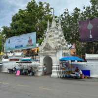 วัดมหาธาตุวรมหาวิหาร 🙏จังหวัดเพชรบุรี
