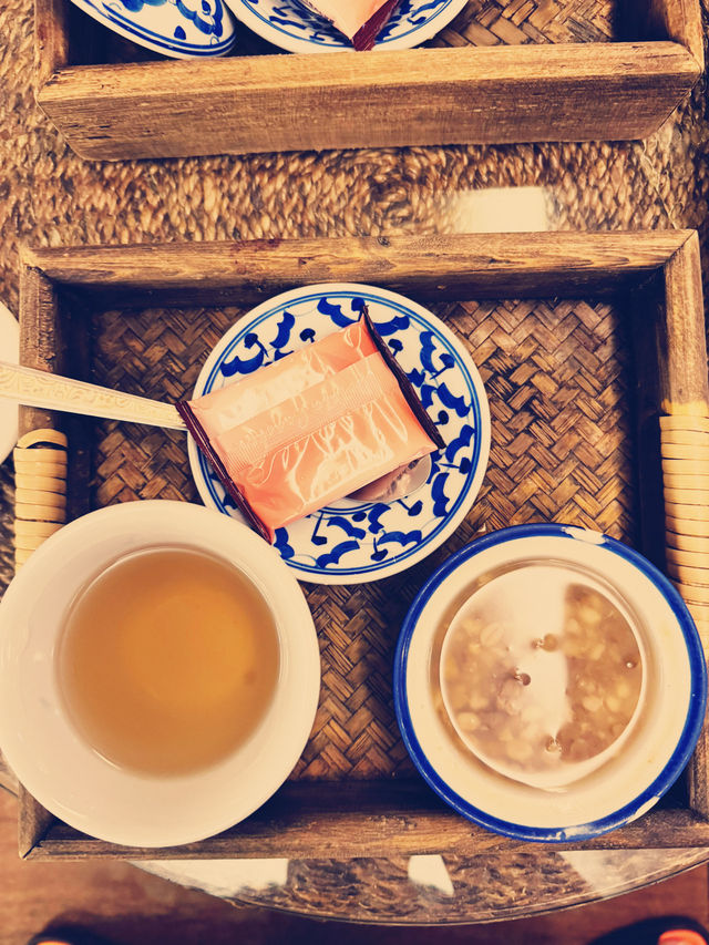 榮星花園旁 開到凌晨兩點的泰式按摩