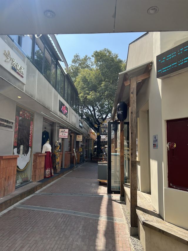 Tianzifang - An artistic gem in the heart of the city