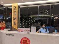 “Rume Hotel Kuching – A Cozy Urban Retreat with Culinary Delights”