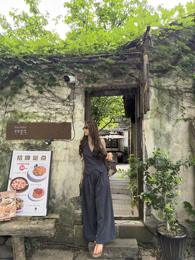 Wuzhen - Tây Sách
