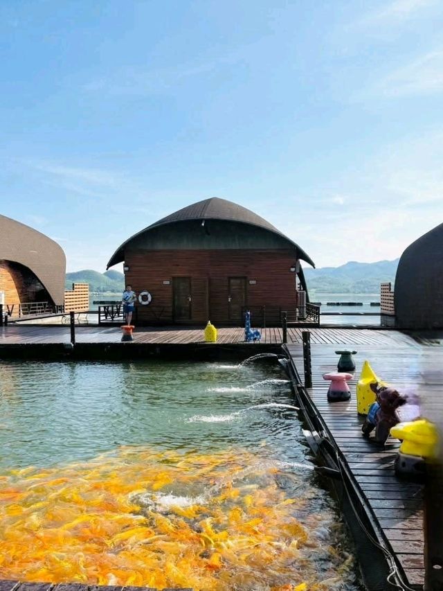 ที่พัก แพ Leaf Lake Kan Resort