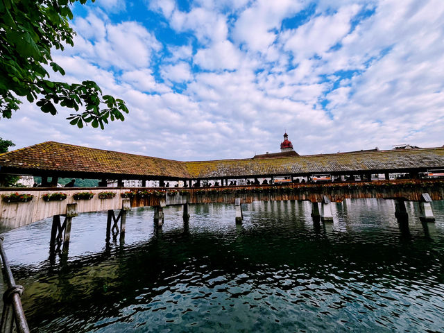 Chapel Bridge – Lucerne’s Historic Icon on the Reuss River