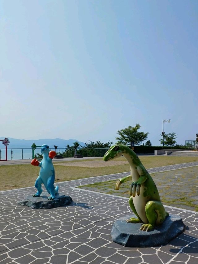 야외에서 공룡과 자연을 만나는 힐링 산책