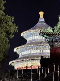 Night stroll at the park of Temple of Heaven